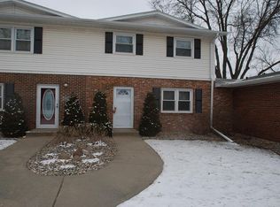 1407 Orchard Dr, Brookings, SD 57006