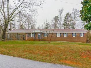 101 Jordan Ebenezer Rd, Travelers Rest, SC 29690