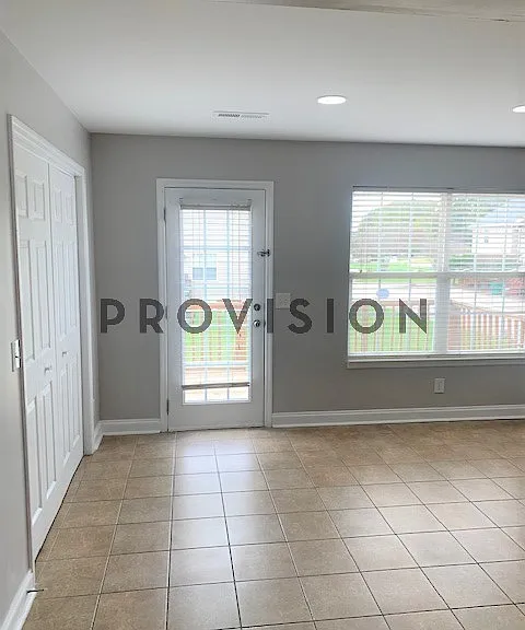 1902 Fletcher Rd NW — Photo 5