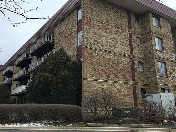 2nd image of 5450-101 Astor Ln