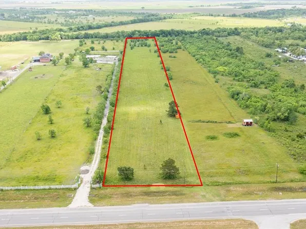 5811 Highway 90, Dayton, TX 77532