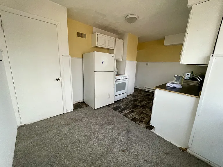 917 Huey St — Photo 7