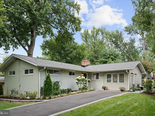 3426 Brookwood Dr, Fairfax, VA 22030