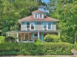 53 Chestnut Ave, Pelham, NY 10803