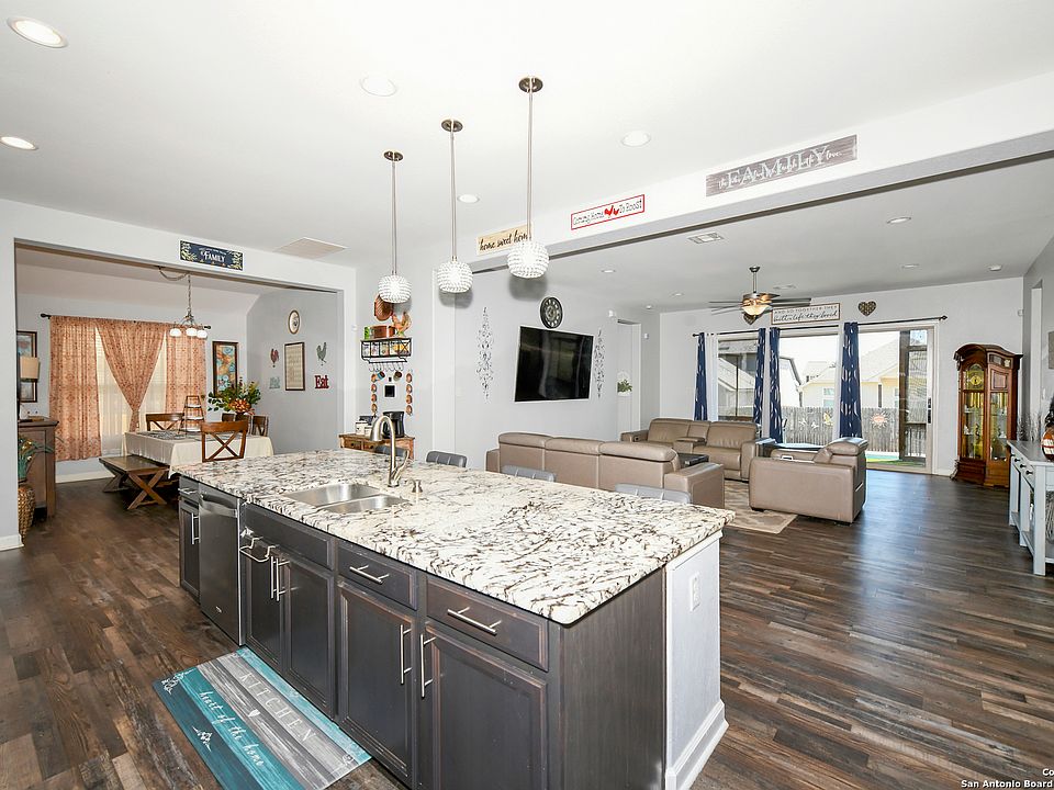 1st image of 1610 Briar Spring