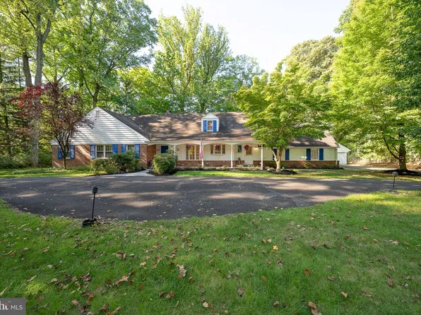 1448 Meadowbrook Rd, Jenkintown, PA 19046