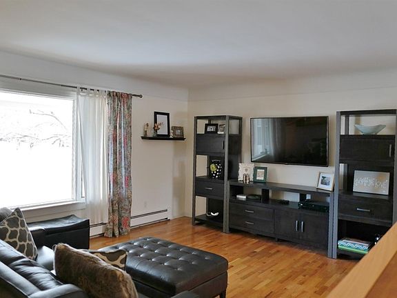 2nd image of 5444 Moceri Ln