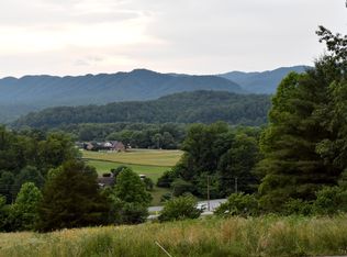 4869 Doe Hill Pl, Lenoir, NC 28645