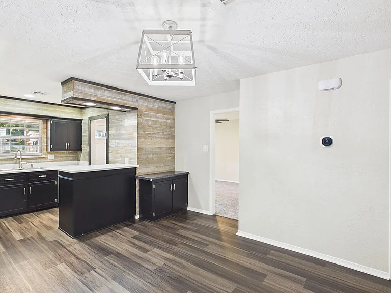 6308 NW Taylor Ave — Photo 11