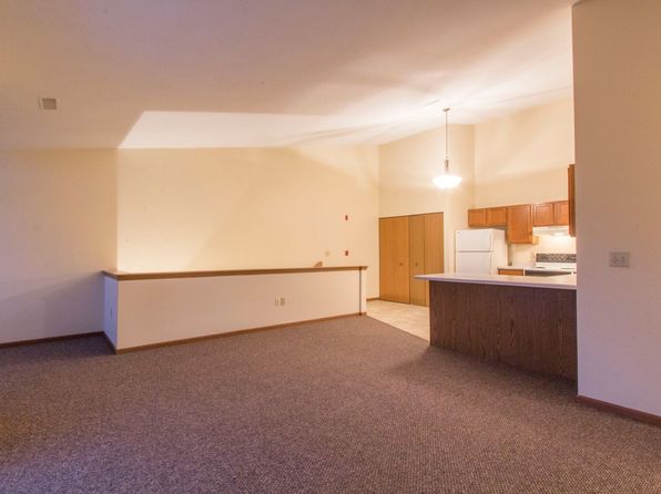 307 Park St APT 2