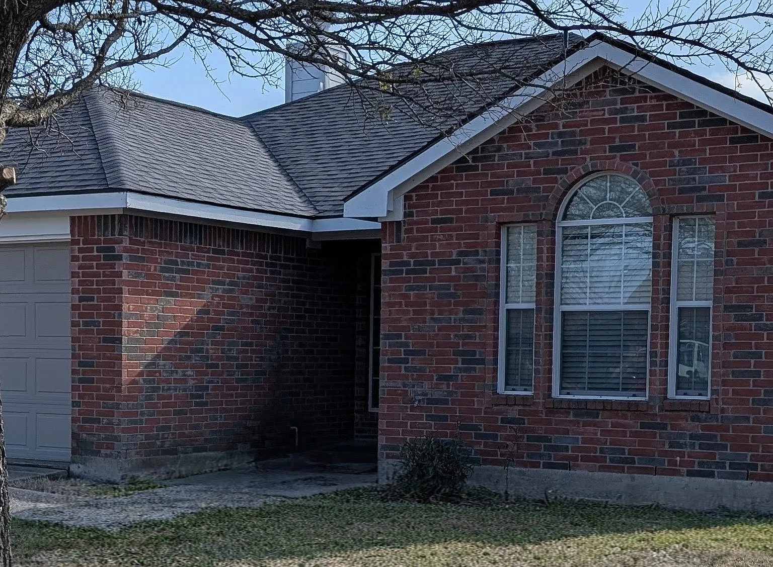 3 bed, 1245 sqft, $1,595 — Photo 1