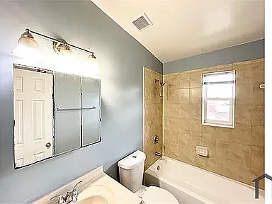 2585 Naylor Rd SE — Photo 9