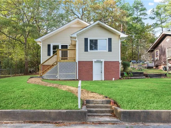 600 3rd Shannon St, Calhoun, GA 30701