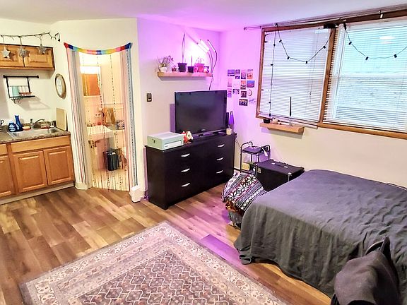5th image of 18 Arthur Ave SE APT 3