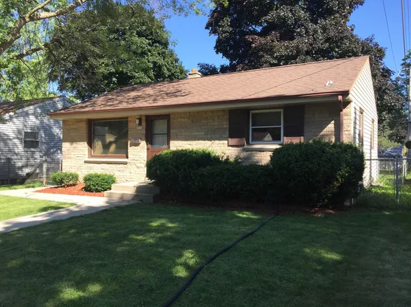 7053 W Herbert Ave, Milwaukee, WI 53218
