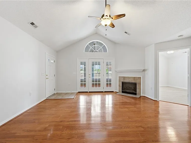 19108 Harvest Ridge Ln #19 — Photo 8
