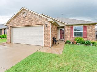 1700 Sussex St, Newcastle, OK 73065