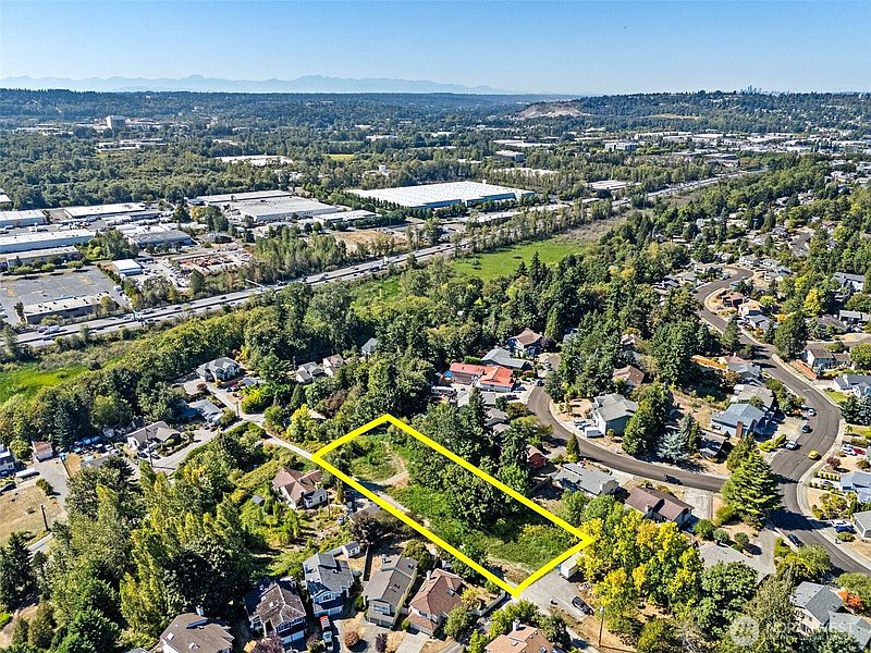 2nd image of 3106 Talbot Road S Lot 2