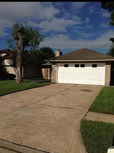 8626 Ashlawn Dr Photo 1