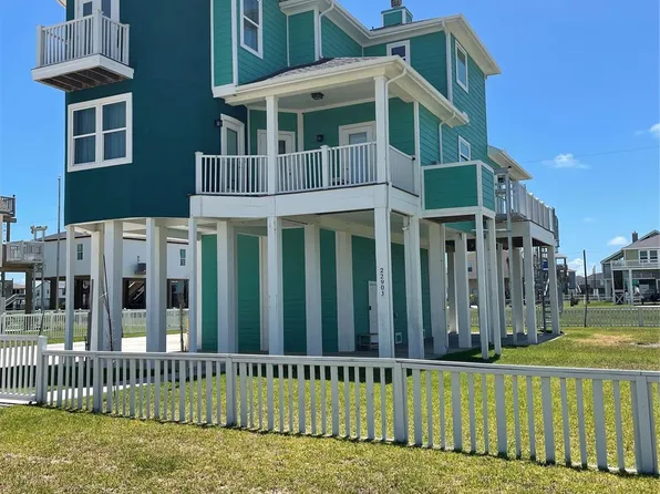 22903 Miramar Dr, Galveston, TX 77554