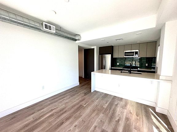 3rd image of 2140 1/2 Butler Ave #511A