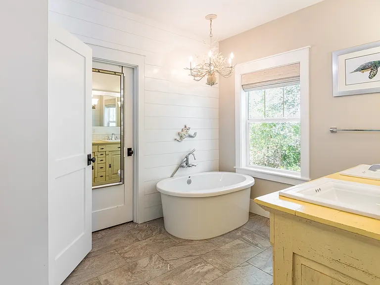 190 Dalton Dr — Photo 9