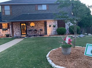 627 Briar Ct, Kennedale, TX 76060
