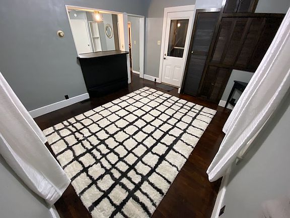 4th image of 728 Gay St