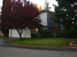 8912 Castle Park Dr, Elk Grove, CA 95624