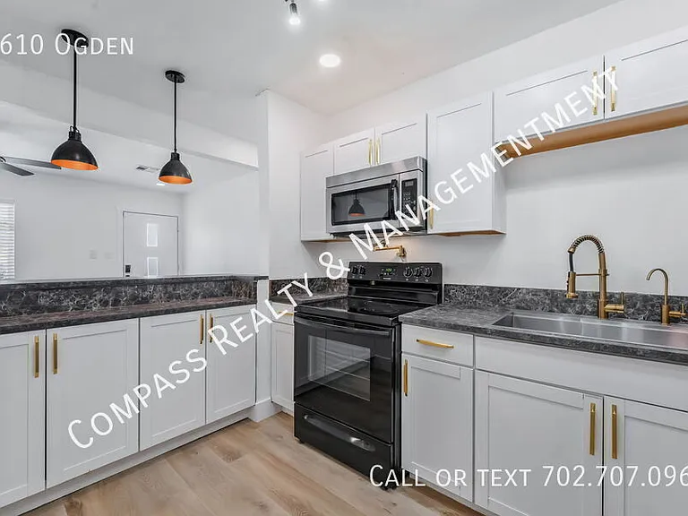 1610 E Ogden Ave — Photo 9