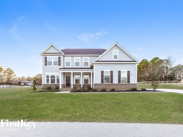 61 Twelve Oaks Dr