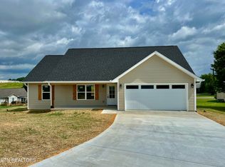214 Rolling Ridge Ln S, Vonore, TN 37885