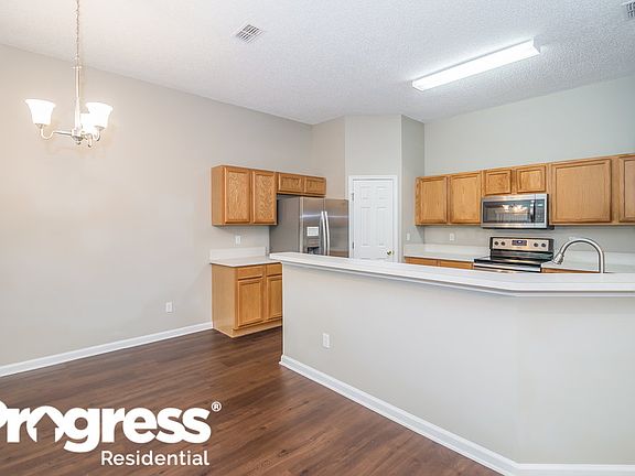 5th image of 4319 Hanging Moss Dr