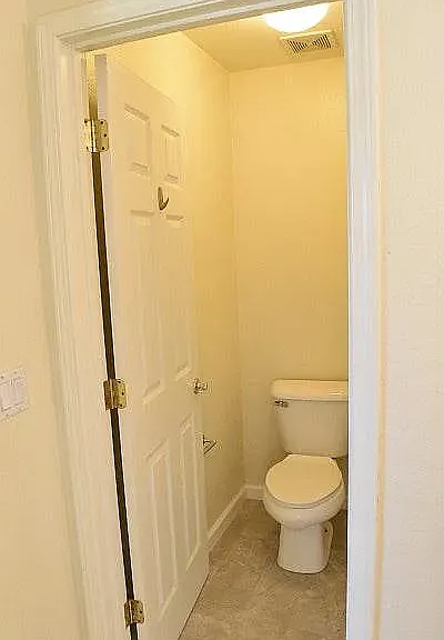 372 Adeline Ave — Photo 14