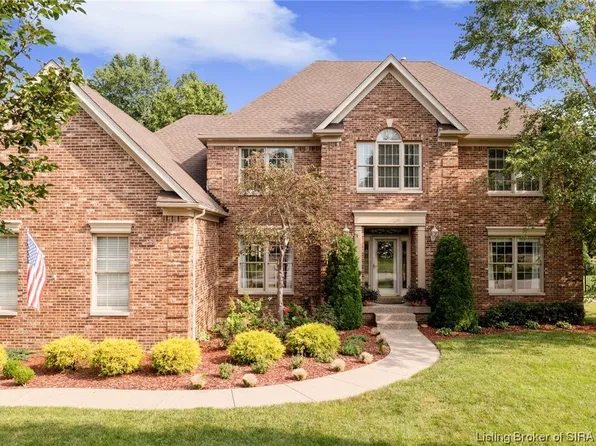 2855 Plantation Ct, Sellersburg, IN 47172