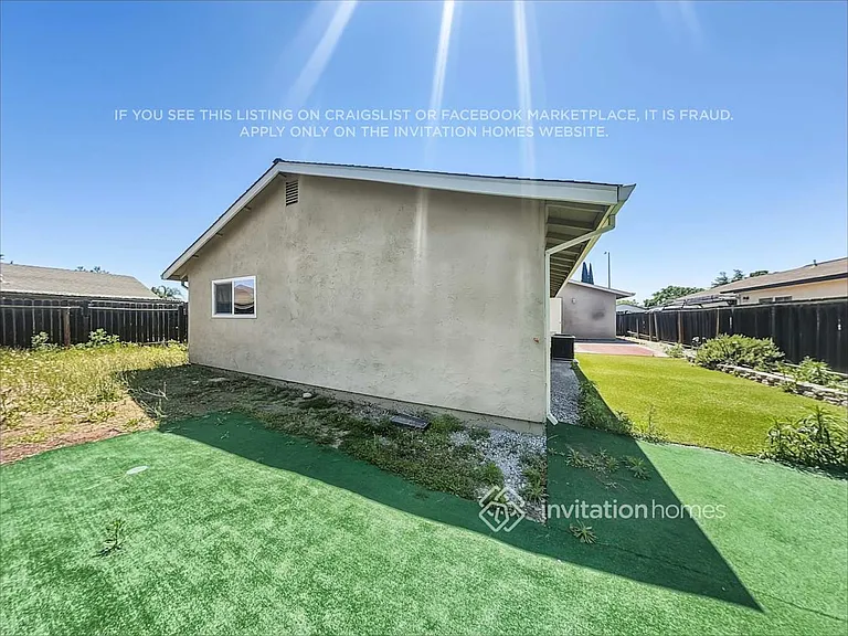 1658 Ashwood Dr — Photo 18