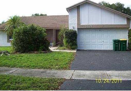 1st image of 5621 NW 54th Ln