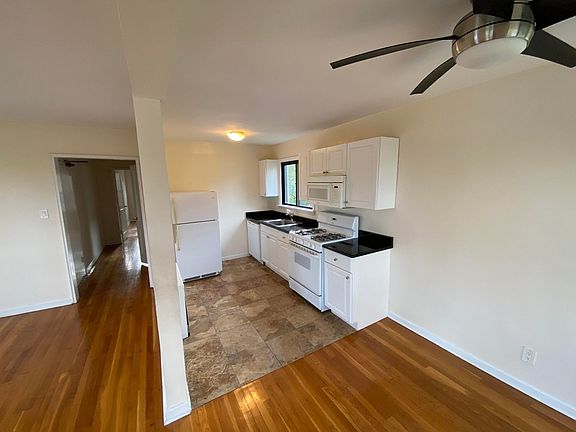 3rd image of 406 Deal Lake Dr #D10