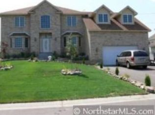 4450 Fallgold Pkwy N, Brooklyn Park, MN 55443