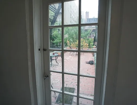 Rented by Universal Realty Group | media 11