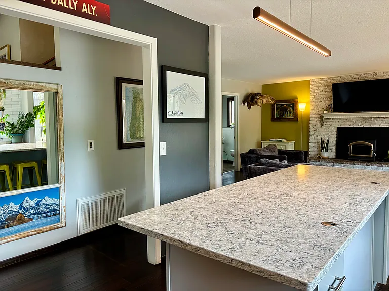 1865 NE Snowbird Ct — Photo 9