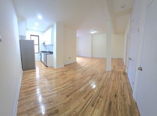 13209 Maple Ave APT 22C, Flushing, NY 11355