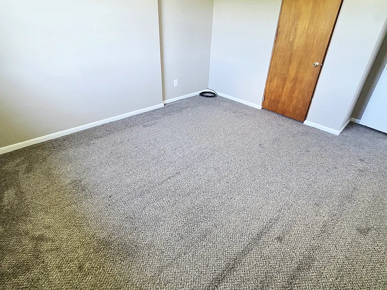 111 Pine Dr — Photo 23