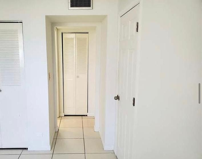 1st image of 447 NE 195th St APT 209