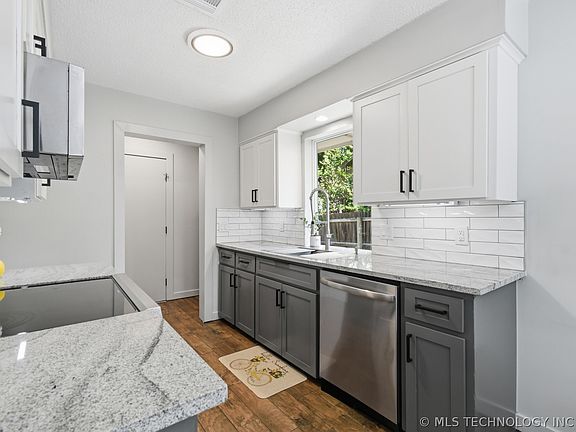 4th image of 6243 S 31st West Ave