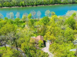 43 Rio Ln, Falling Waters, WV 25419