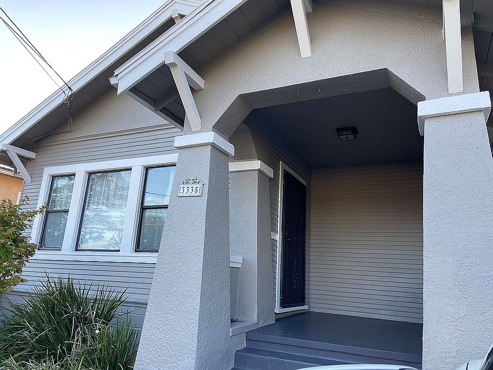 2nd image of 3335 Maybelle Way