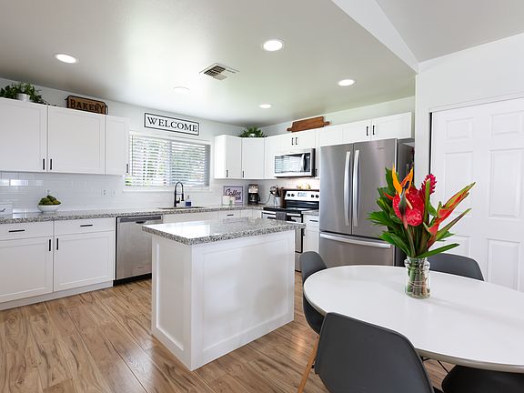 4th image of 216 Kawailani Cir