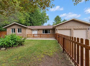 955 W 200 N, La Porte, IN 46350