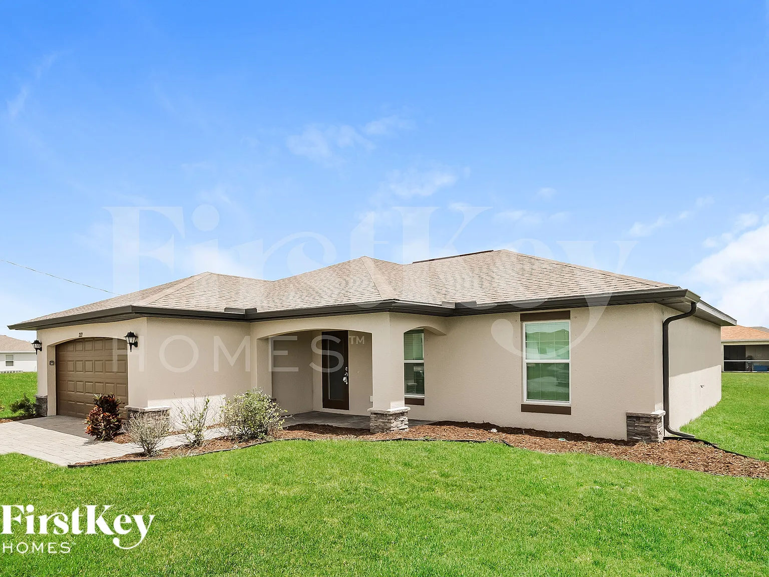 3 bed, 2.0 bath, 1469 sqft, $1,745 — Photo 2